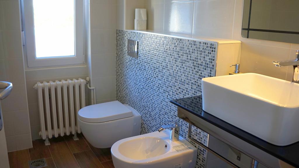 Filinhome Stefanovica Suite 9 Novi Sad Luaran gambar