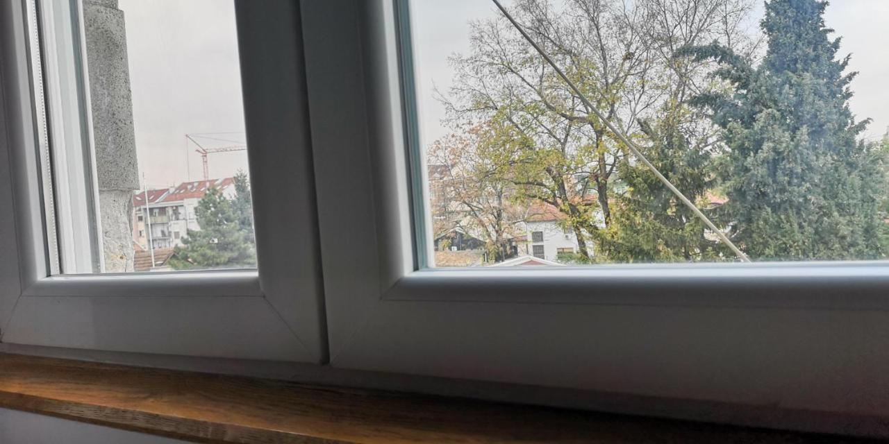 Filinhome Stefanovica Suite 9 Novi Sad Luaran gambar